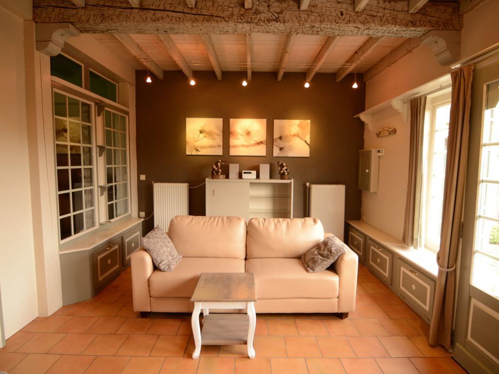 Charming Holiday Home In Zele Near The Forest Exteriör bild