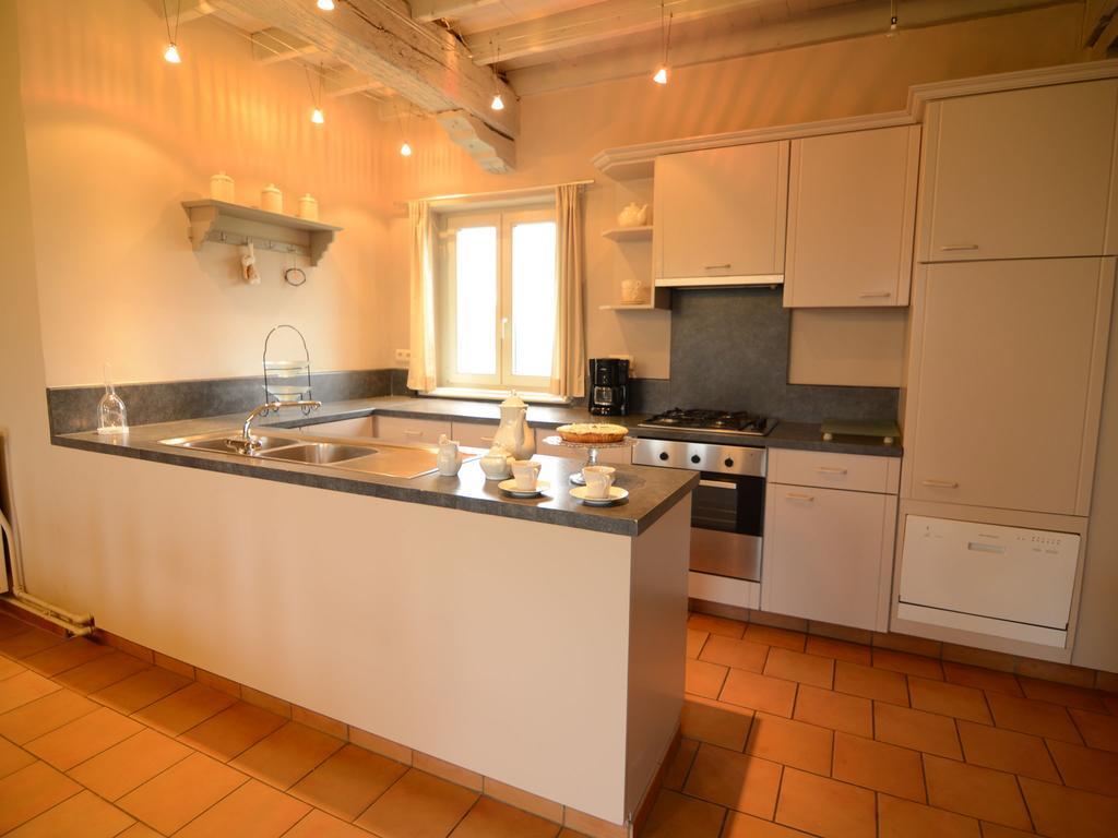 Charming Holiday Home In Zele Near The Forest Exteriör bild