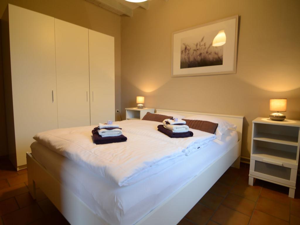 Charming Holiday Home In Zele Near The Forest Exteriör bild